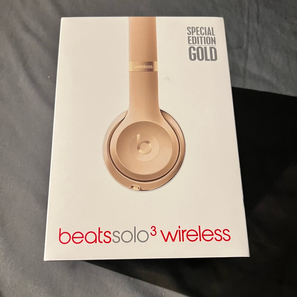 Wireless Beats Solo 3 rose gold edition